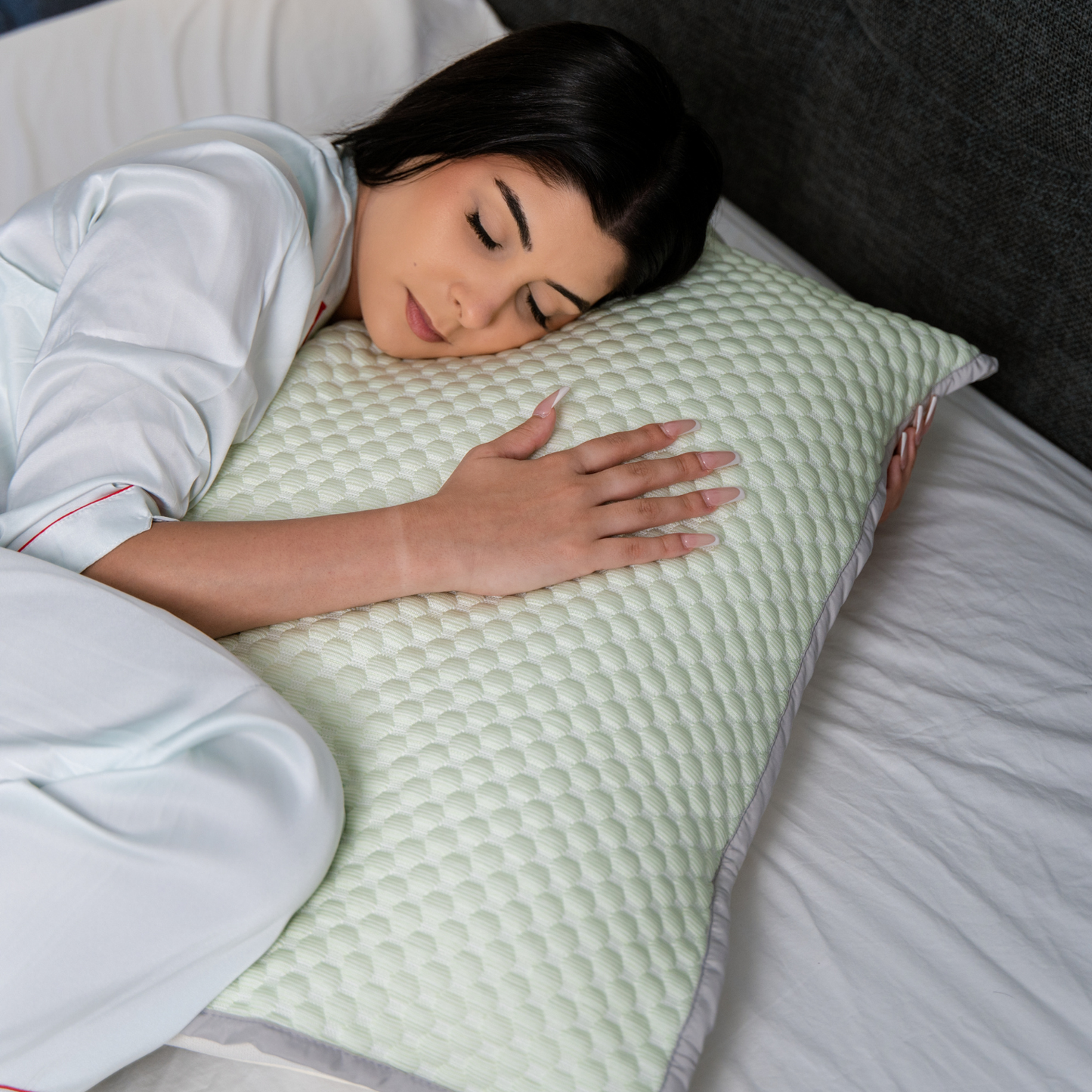 Nublia All-Fit Cooling Pillow Sleeve