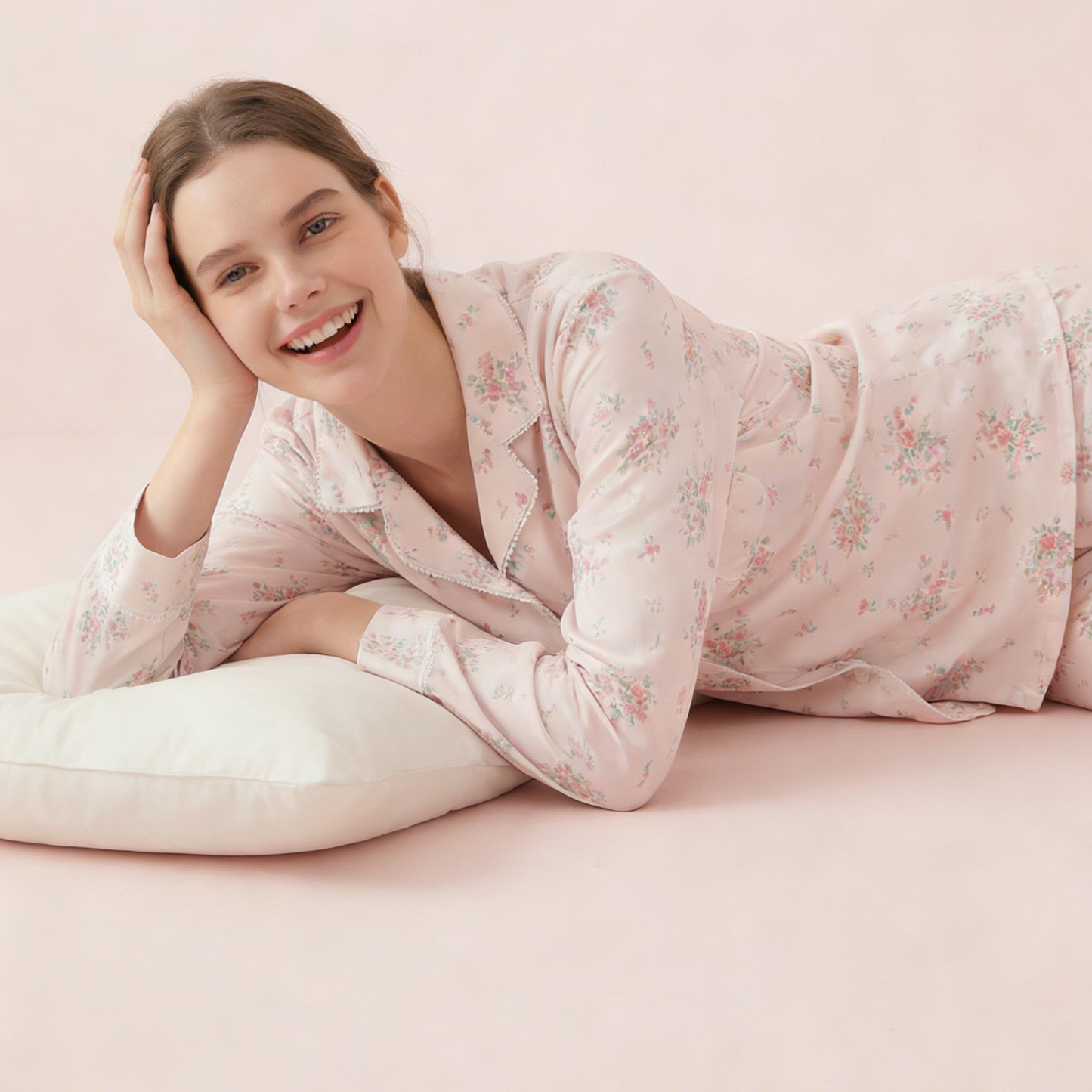 Nublia Rose Breeze Silky Pajama Set